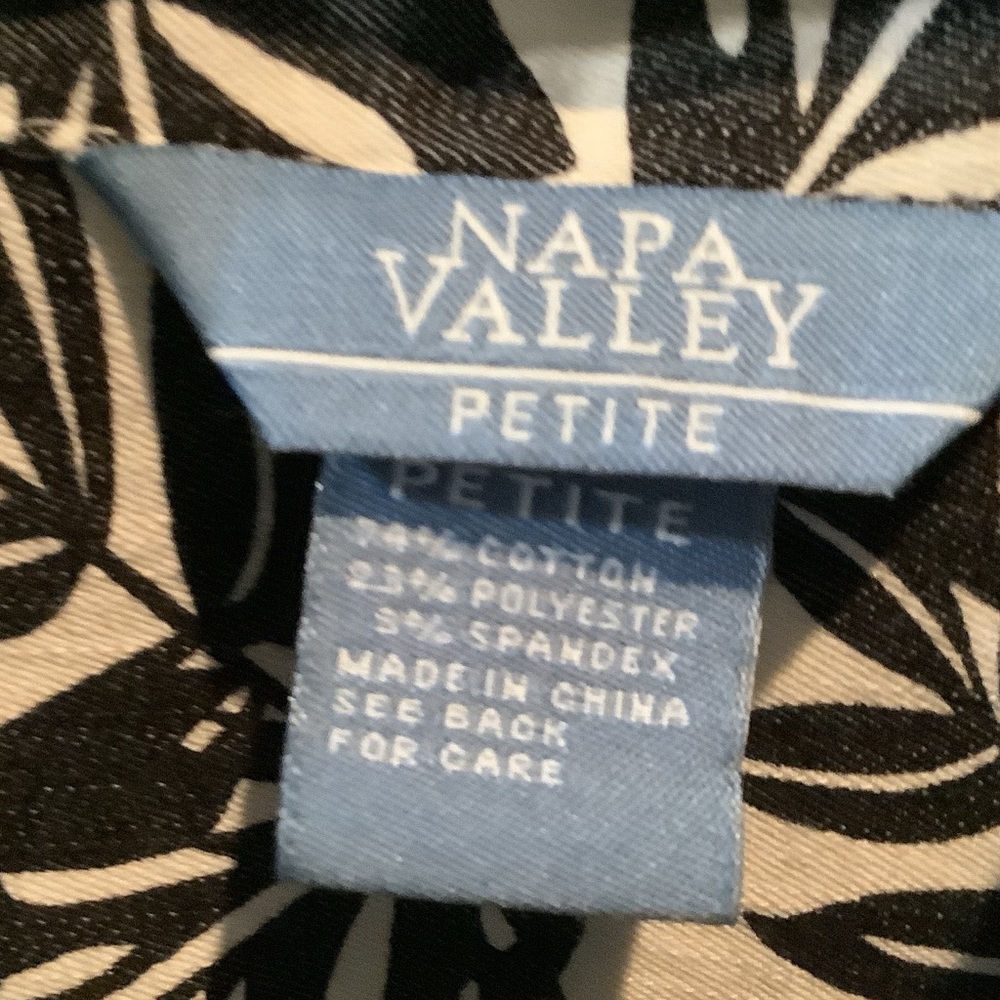 Napa Valley‎ Leaf Print Women's Jacket, button front - Picture 2 of 10